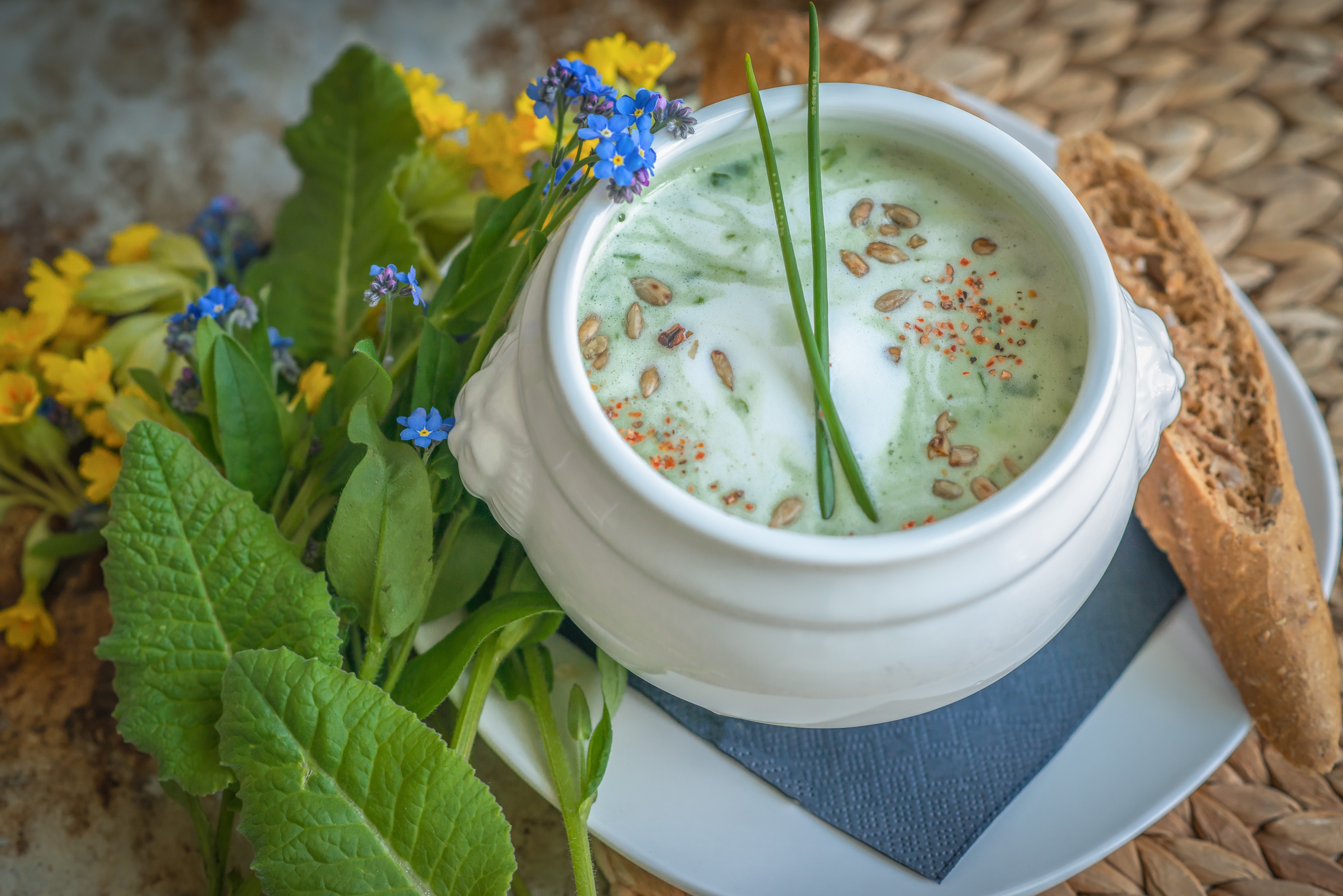 Hausgemachtes Bärlauchcremesüppchen